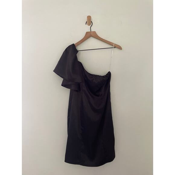 NWT Lulus Black Satin One Shoulder Ruffle Mini Dress Size Large - Picture 5 of 11
